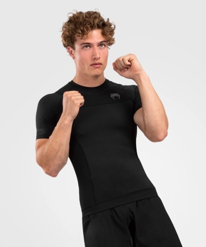 Футболка Venum G-Fit Air Rashguard Shortsleeve - Black VEN05007-001