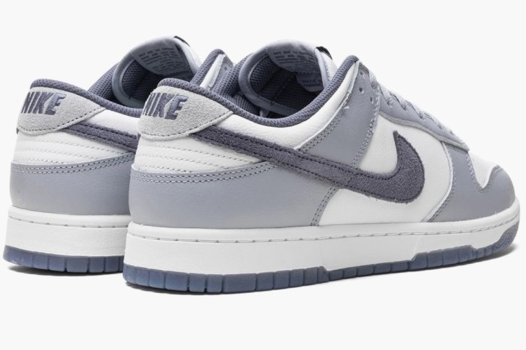 Кроссовки Nike Dunk Low SE Light Carbon FJ4188-100