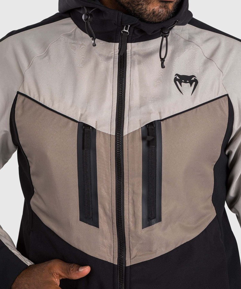 Ветровка спортивная Venum Laser 3.0 Black/Sand  VEN05101-129