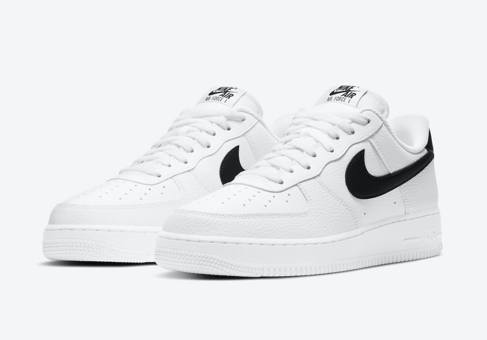 Кроссовки Nike Air Force 1 '07 CT2302-100