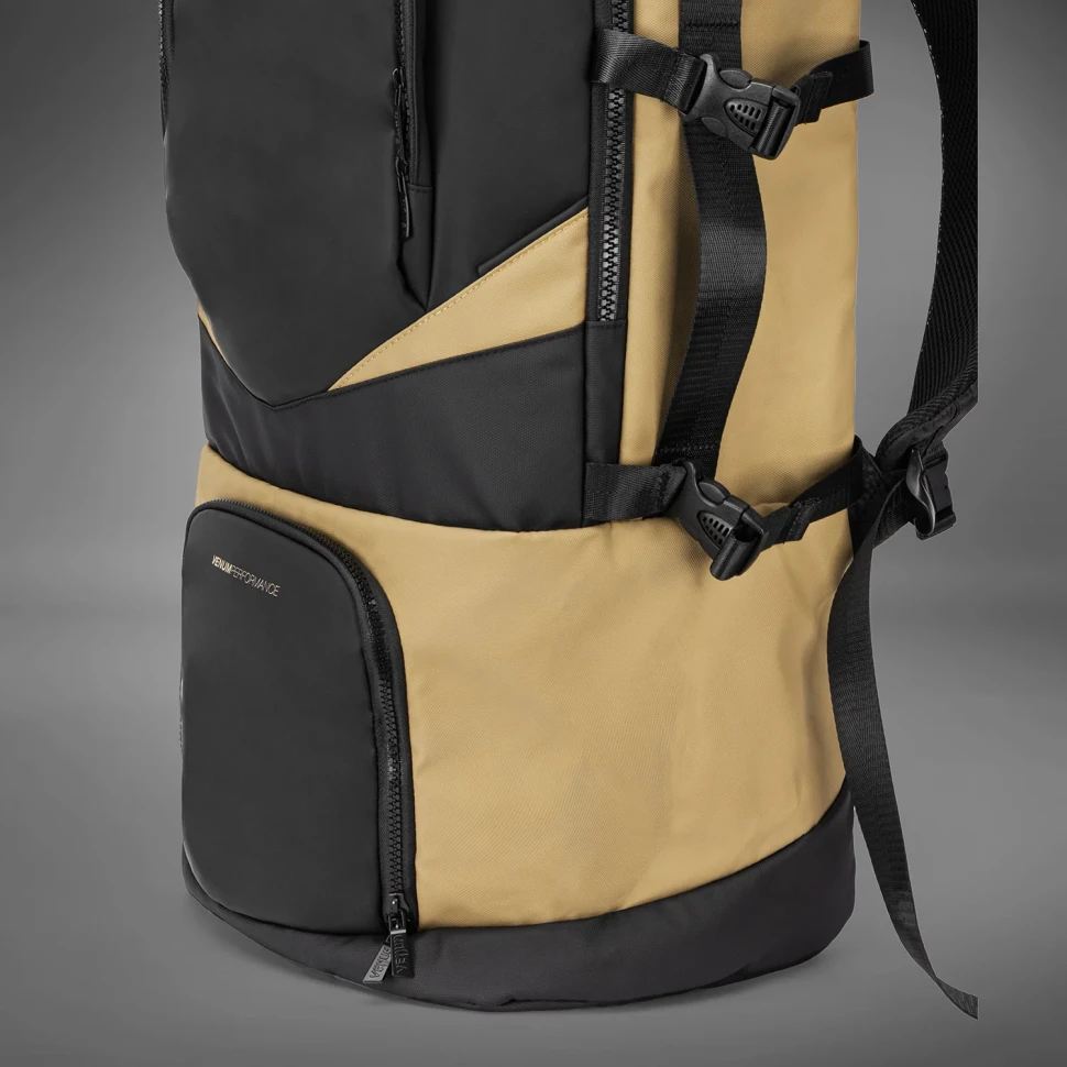 Рюкзак Venum Evo 2 Xtrem Backpack - Black/Sand VEN05152-129
