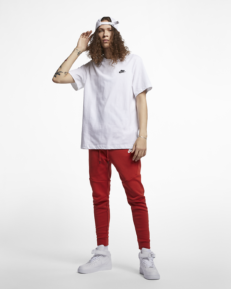Футболка Nike Sportswear Club AR4997-101