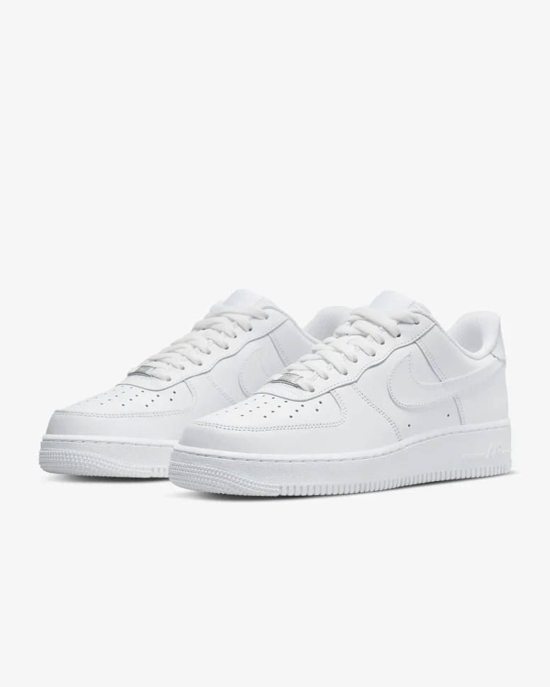Кроссовки Nike Air Force 1 07 CW2288-111