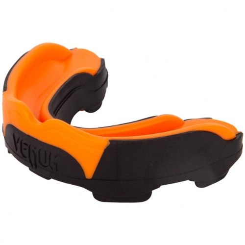 Капа боксерская Venum Predator Black/Neo Orange 00499