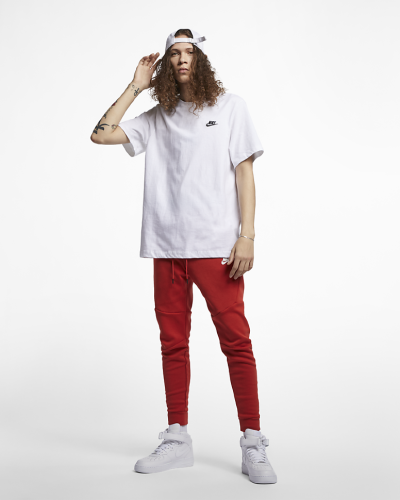 Футболка Nike Sportswear Club AR4997-101