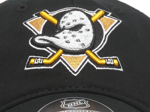 Бейсболка ATRIBUTIKA & CLUB Anaheim Ducks, черн. 31648